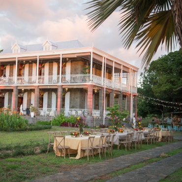 Spacious venue with capacity for larger gatherings and celebrations