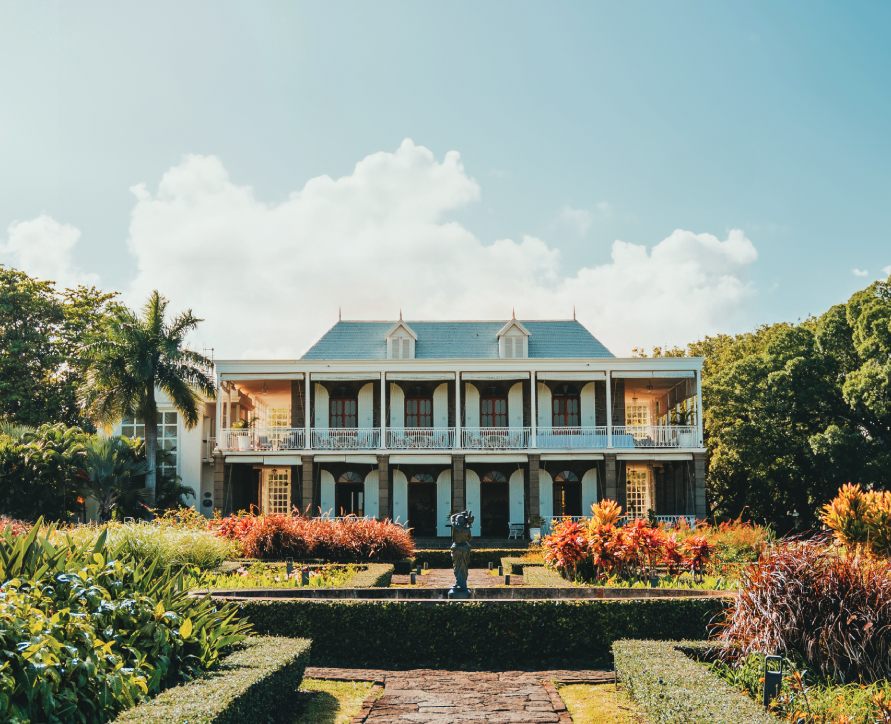 Masjectic Front View Le Chateau De Bel Ombre